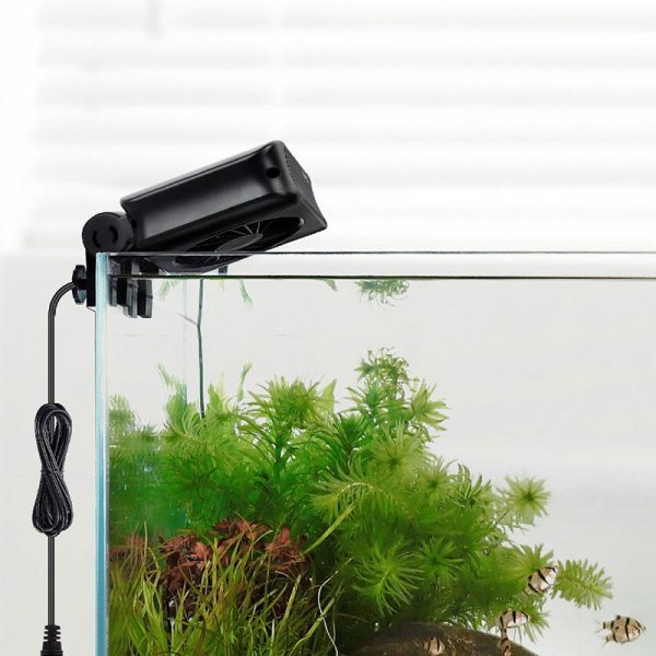 Aquarium cooling fan can be adjusted