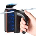 Magnetic cleaner to remove algae